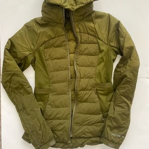 Lululemon Down Coat (6)